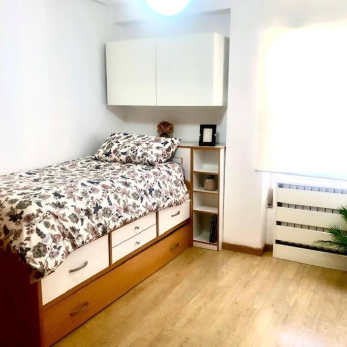 Nuevo Con Piscina A 2 Minutos Estacion Tren Ave Apartment ซาราโกซา ภายนอก รูปภาพ