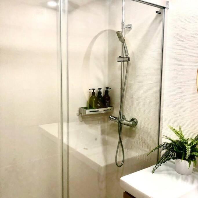 Nuevo Con Piscina A 2 Minutos Estacion Tren Ave Apartment ซาราโกซา ภายนอก รูปภาพ